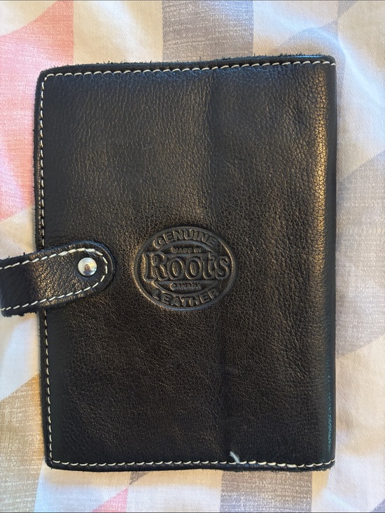 Roots Other - Roots genuine leather Black Bifold passport wallet with Stitch Detail